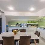 7 Luxury * Макарска