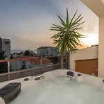 7 Luxury Appartement *