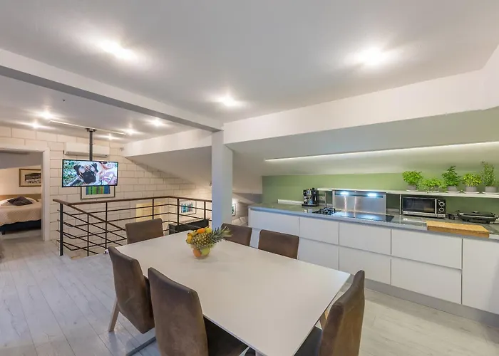 Apartment 7 Luxury *